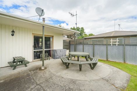 Photo of property in 29 Herbert Avenue, Cloverlea, Palmerston North, 4412