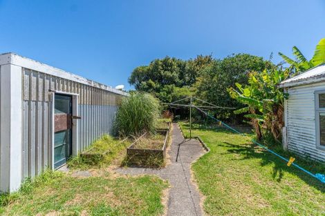 Photo of property in 731 Massey Road, Mangere, Auckland, 2022