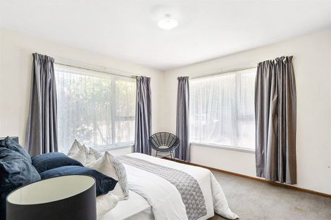 Photo of property in 8 Davidson Crescent, Hornby, Christchurch, 8042