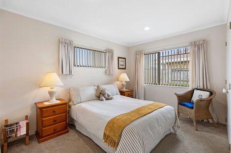 Photo of property in 15 Rosberg Place, Mount Maunganui, 3116