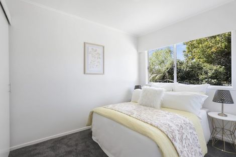 Photo of property in 3/11a Bayside Avenue, Te Atatu Peninsula, Auckland, 0610