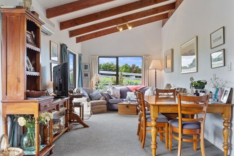 Photo of property in 57b Osborne Road, Amberley, 7410