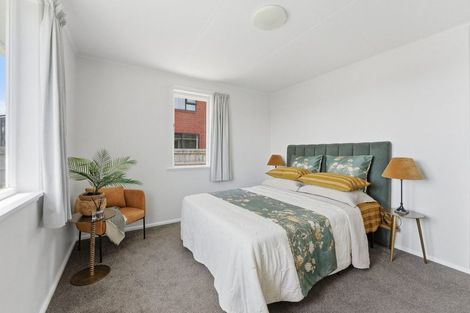 Photo of property in 19 Pukeori Street, Marfell, New Plymouth, 4310