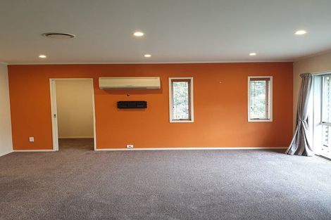 Photo of property in 19a Betty Watt Grove, Riverstone Terraces, Upper Hutt, 5018
