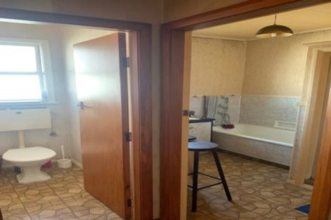 Photo of property in 35 Egmont Street, Hawera, 4610