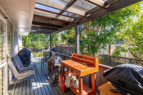 Photo of property in 312 Glengarry Road, Glen Eden, Auckland, 0602