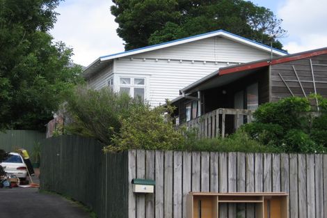 Photo of property in 2/14 Geddes Terrace, Avondale, Auckland, 1026