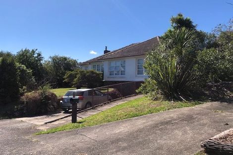 Photo of property in 9 Savoy Road, Glen Eden, Auckland, 0602