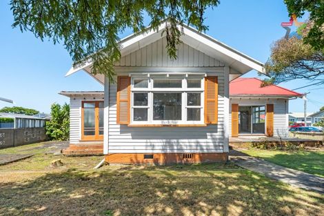 Photo of property in 2 Byron Street, Petone, Lower Hutt, 5012