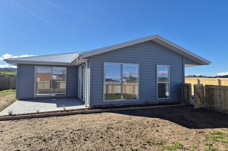 Photo of property in 25 Allan Avenue, Lytton West, 4071