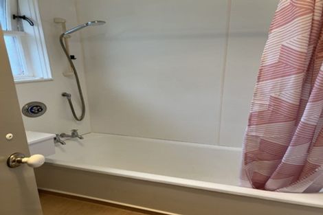 Photo of property in 8 Bird Grove, Stokes Valley, Lower Hutt, 5019