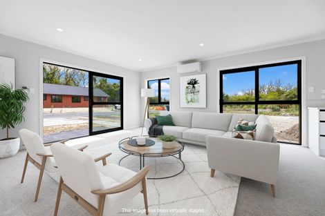 Photo of property in 4 Winnie Close, Acacia Bay, Taupo, 3330