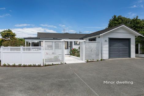 Photo of property in 49a Roland Road, Greenhithe, Auckland, 0632