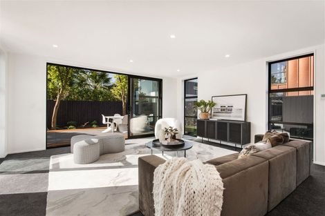 Photo of property in 22a Wroxton Terrace, Merivale, Christchurch, 8014