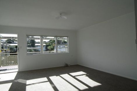 Photo of property in 170c Queen Street, Northcote Point, Auckland, 0627