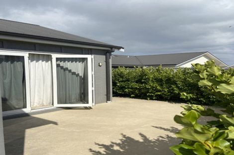 Photo of property in 5 Ascarina Way, Papamoa Beach, Papamoa, 3118