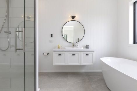 Photo of property in 47 Seven Oaks Drive, Kinloch, Taupo, 3377