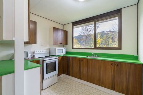 Photo of property in 67 Village Loop Road, Waipori Falls, Outram, 9073