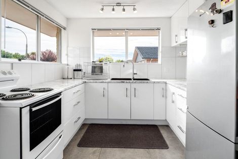 Photo of property in 1/57 Sarabande Avenue, Redwood, Christchurch, 8051