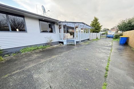 Photo of property in 4 Tabitha Crescent, Henderson, Auckland, 0612