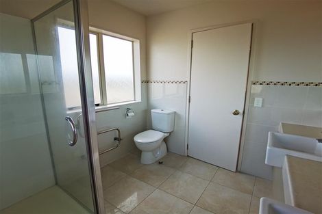 Photo of property in 7 Bendemeer Place, Flat Bush, Auckland, 2016