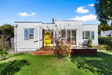 Photo of property in 6 Dolbel Street, Taradale, Napier, 4112