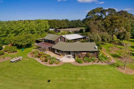 Photo of property in 323 Point Wells Road, Point Wells, Warkworth, 0986