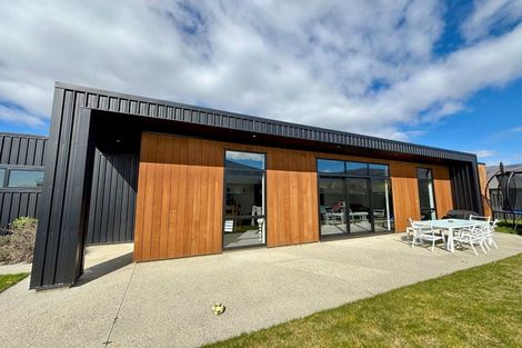 Photo of property in 3 Neason Place, Cromwell, 9310