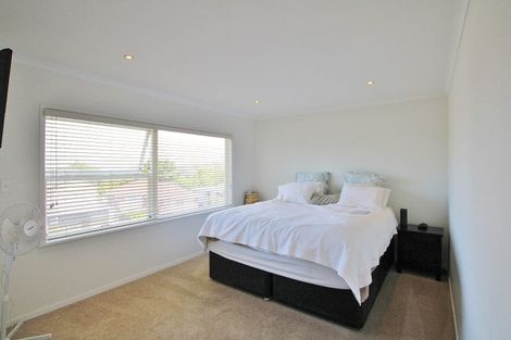 Photo of property in 78 Hillcrest Avenue, Hillcrest, Auckland, 0627