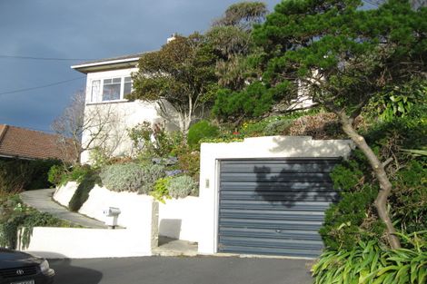 Photo of property in 61 Cliffs Road, Saint Clair, Dunedin, 9012