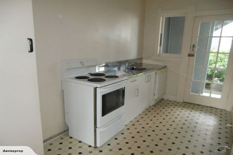 Photo of property in 4 Walters Road, Mount Wellington, Auckland, 1062