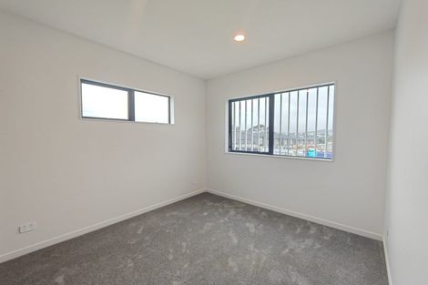 Photo of property in 1 Pukeko Road, Hobsonville, Auckland, 0616