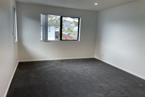 Photo of property in 3a De Quincey Terrace, Highland Park, Auckland, 2010