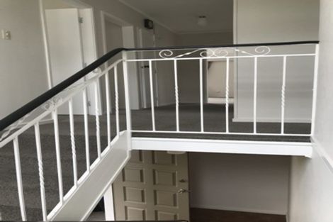 Photo of property in 6 Cherry Grove, Strathmore Park, Wellington, 6022