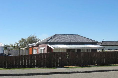 Photo of property in 14 George Street, Waimate, 7924
