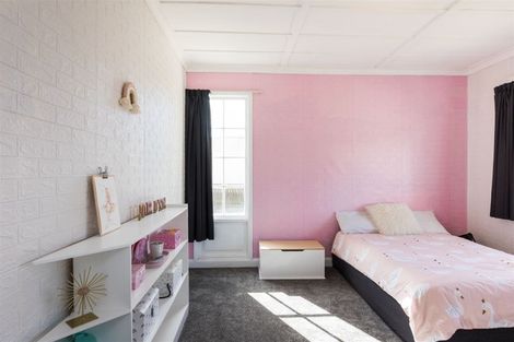 Photo of property in 42 King Street, Marton, 4710