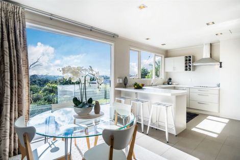 Photo of property in 8 Catrina Avenue, Birkenhead, Auckland, 0626