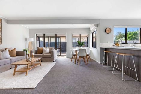 Photo of property in 2/63 Ranch Road, Mount Maunganui, 3116