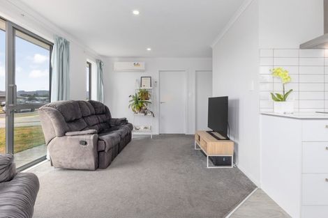 Photo of property in 85 Hinemoa Street, Levin, 5510