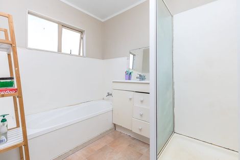 Photo of property in 2/29 Earlsworth Road, Mangere East, Auckland, 2024