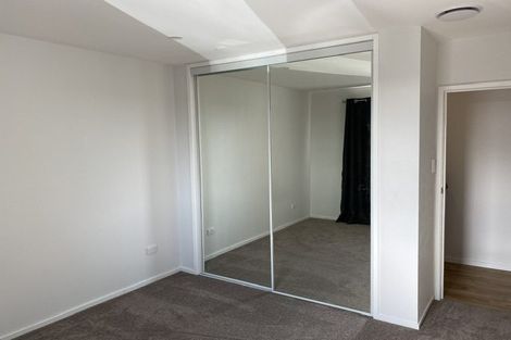 Photo of property in 1/16 Stanley Road, Glenfield, Auckland, 0629