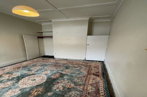 Photo of property in 90 Russell Terrace, Berhampore, Wellington, 6023