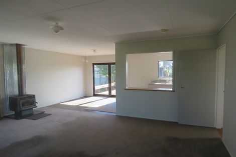 Photo of property in 43 Main Road, Tolaga Bay, 4077