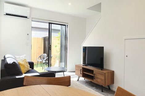 Photo of property in 7 Straven Road, Riccarton, Christchurch, 8011