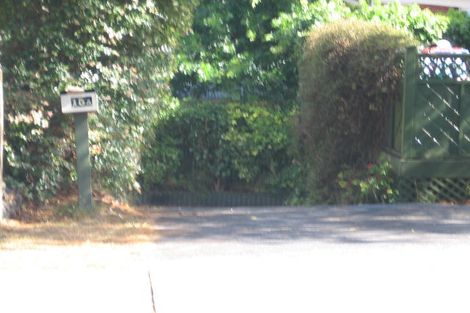 Photo of property in 15 Woodcote Drive, Glenfield, Auckland, 0629