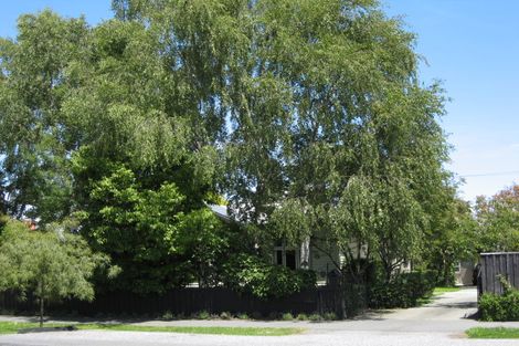 Photo of property in 55 Woodville Street, Edgeware, Christchurch, 8013