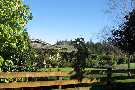 Photo of property in 90 Ranfurly Road, Alfriston, Auckland, 2105