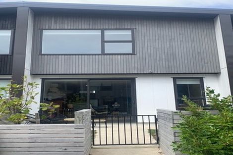 Photo of property in 24 Rua Kai Way, Brooklyn, Wellington, 6021