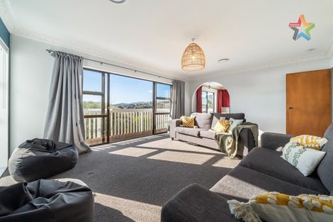 Photo of property in 90 Tweed Road, Papakowhai, Porirua, 5024