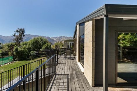 Photo of property in 130 Lakeview Terrace, Lake Hawea, 9382